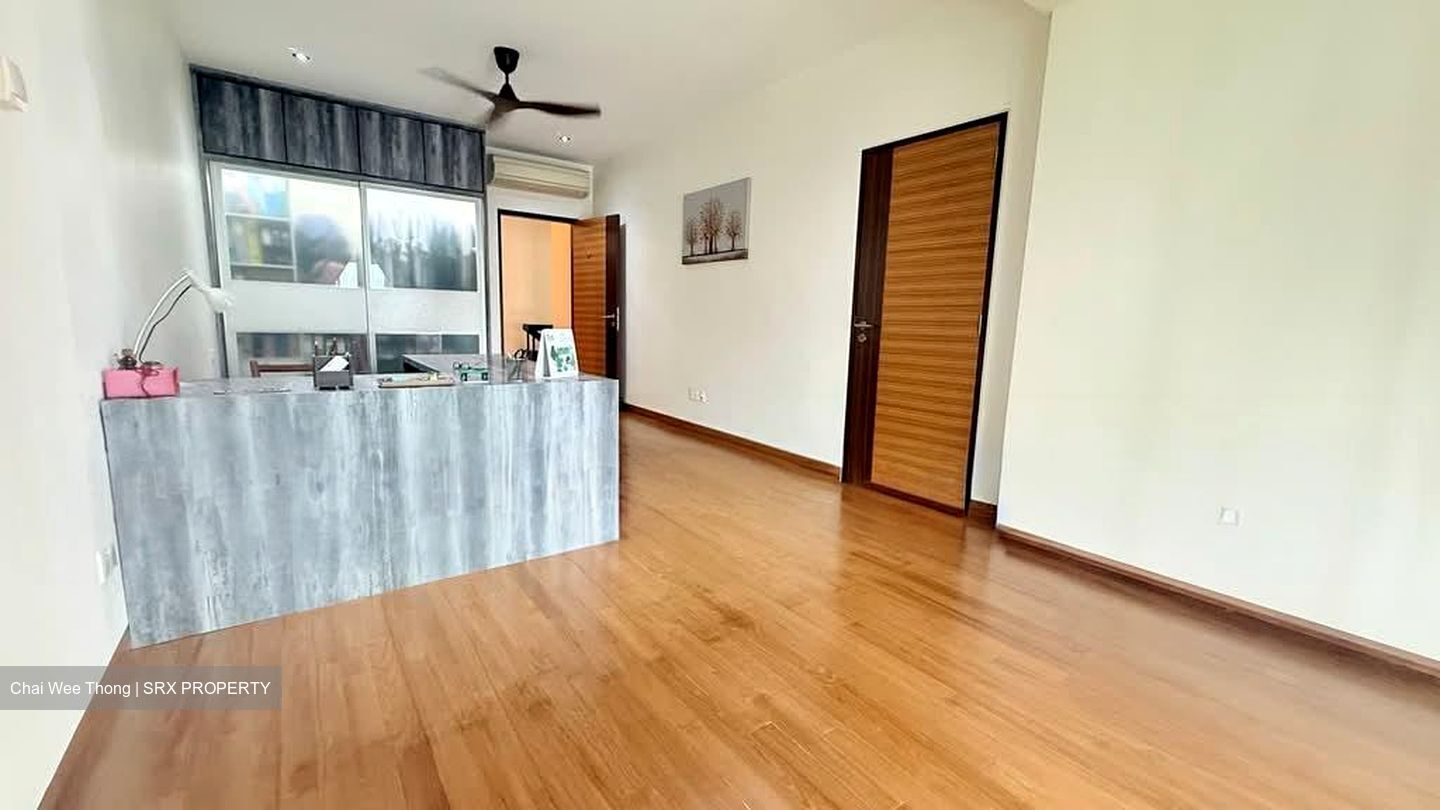 Highland Road (D19), Terrace #574109301
